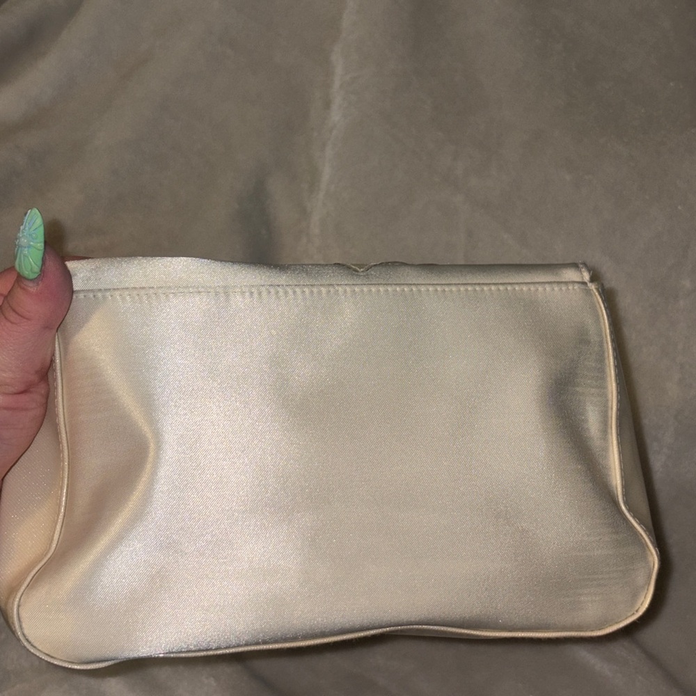 <3SOLD<3 - Picture 4 of 5